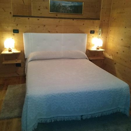 Albergo Martinet Вернанте Екстер'єр фото