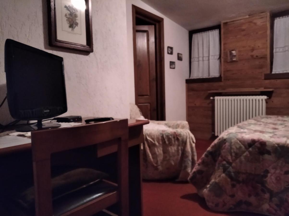 Albergo Martinet Вернанте Екстер'єр фото