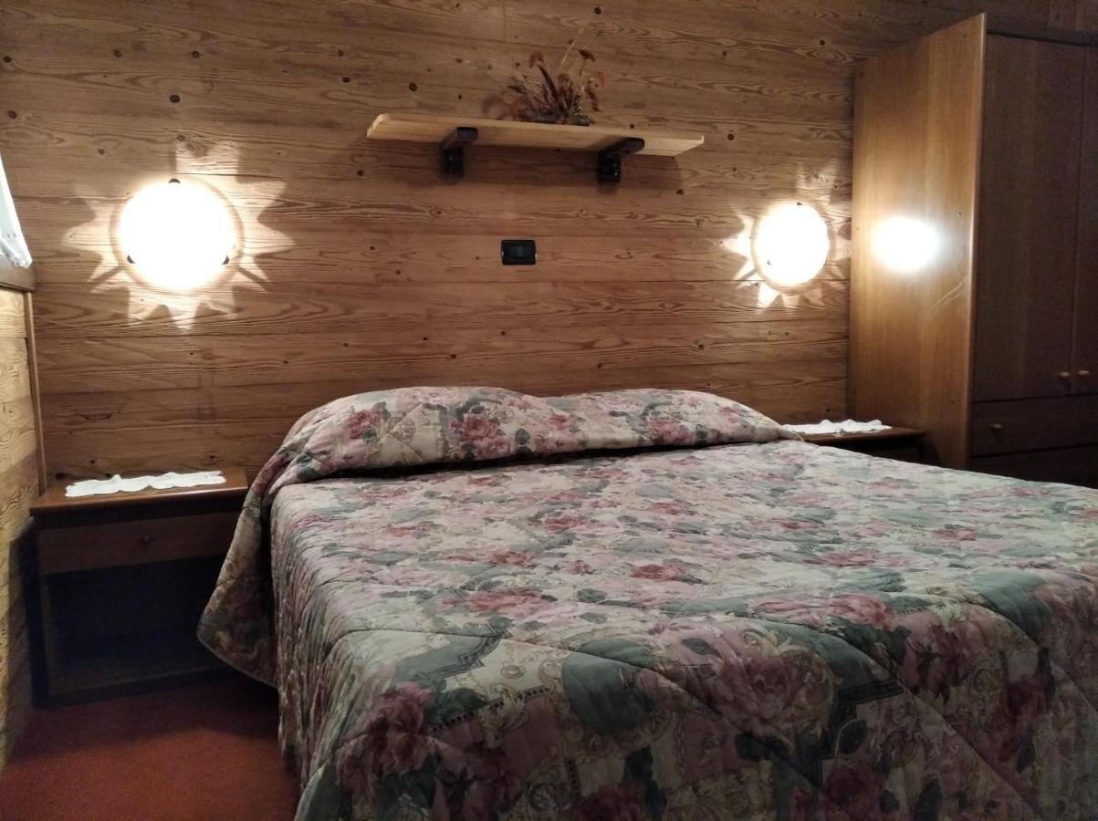 Albergo Martinet Вернанте Екстер'єр фото
