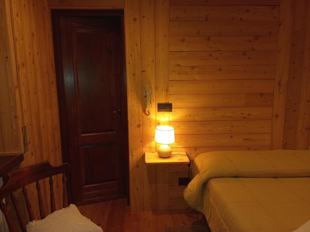 Albergo Martinet Вернанте Екстер'єр фото