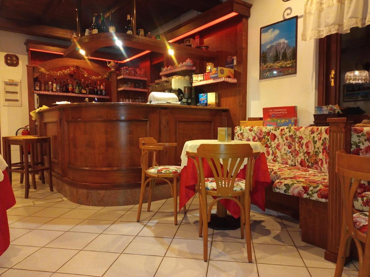 Albergo Martinet Вернанте Екстер'єр фото