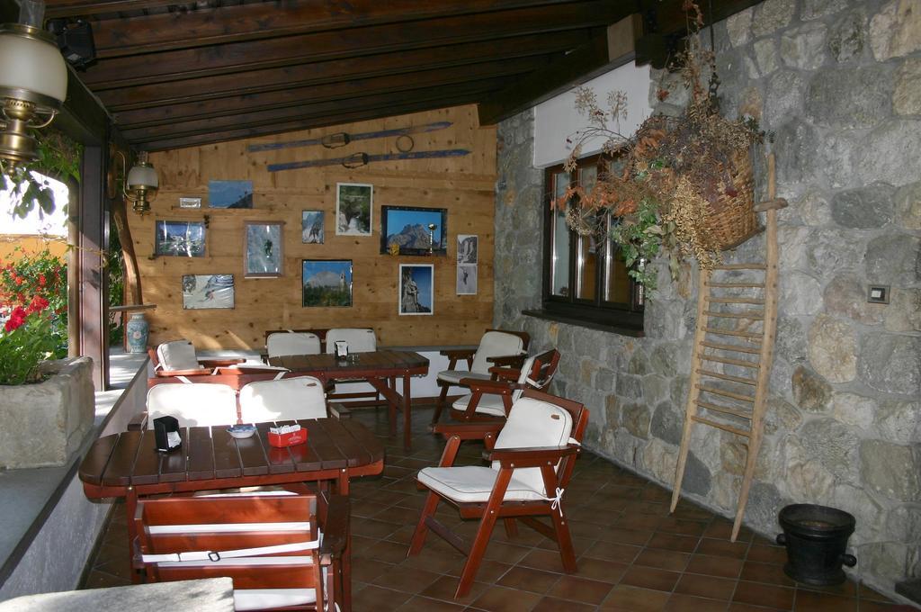Albergo Martinet Вернанте Екстер'єр фото