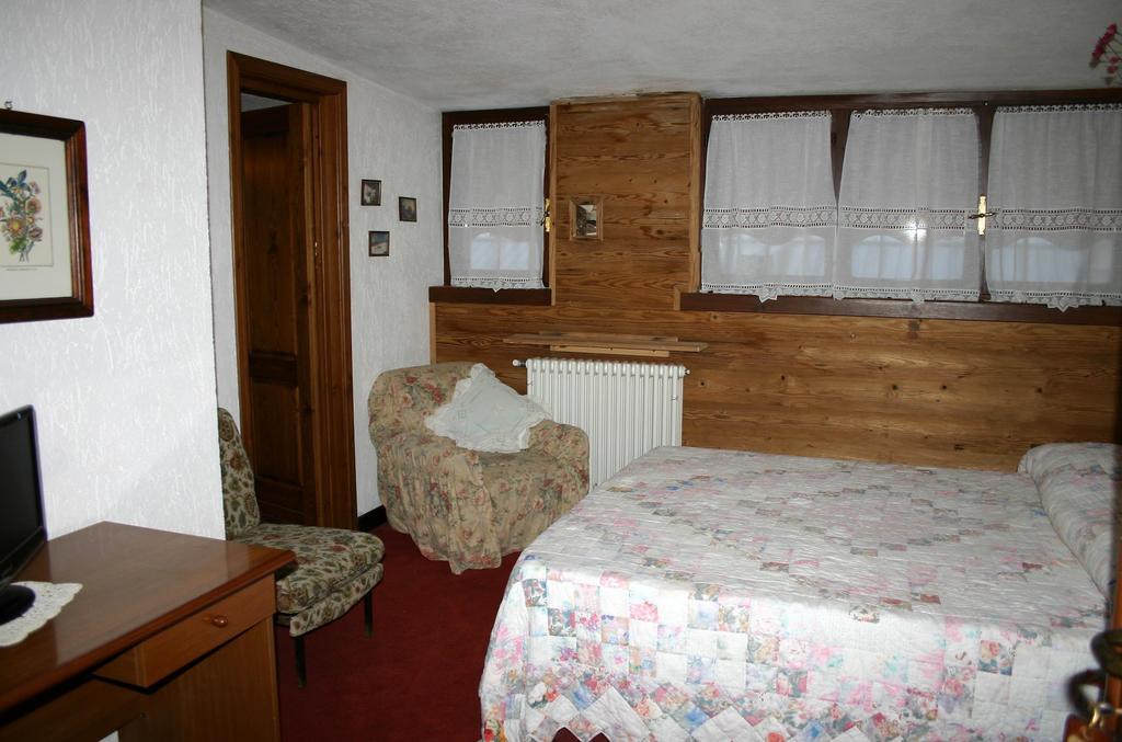 Albergo Martinet Вернанте Екстер'єр фото