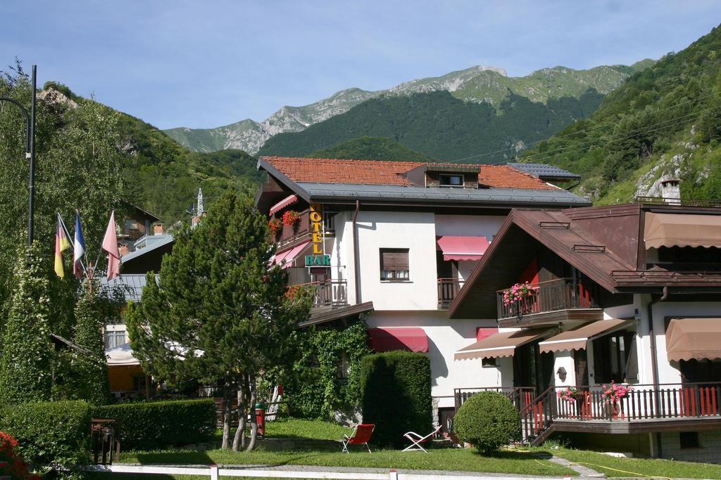 Albergo Martinet Вернанте Екстер'єр фото