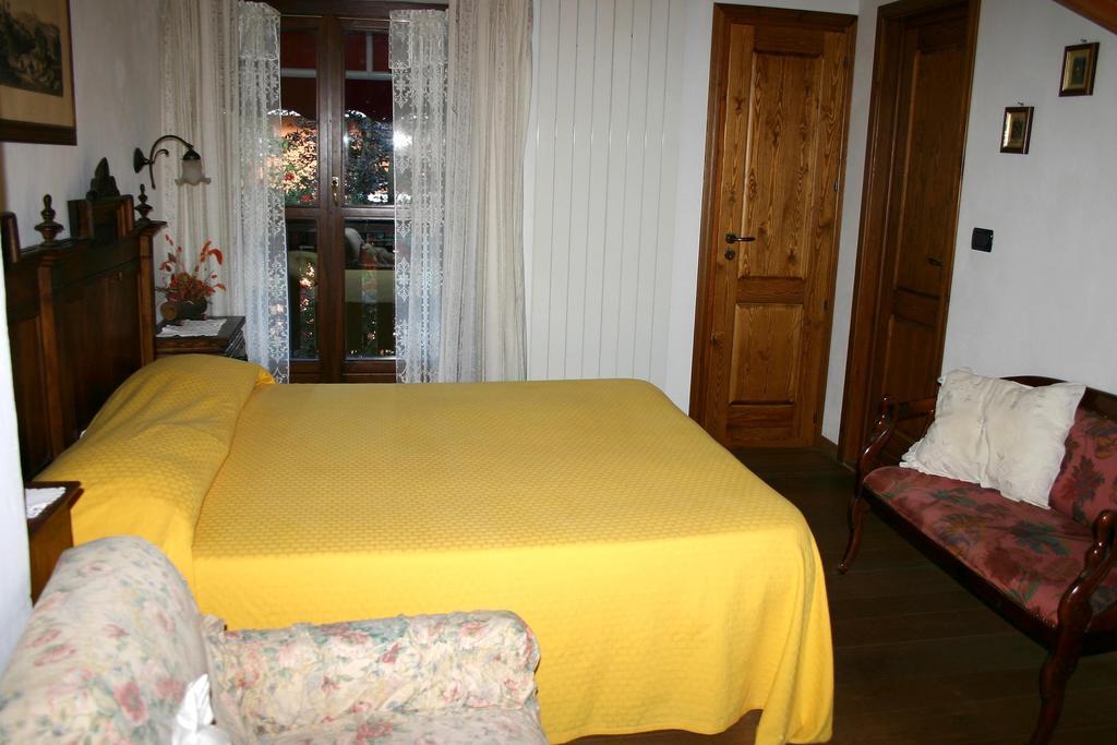 Albergo Martinet Вернанте Екстер'єр фото