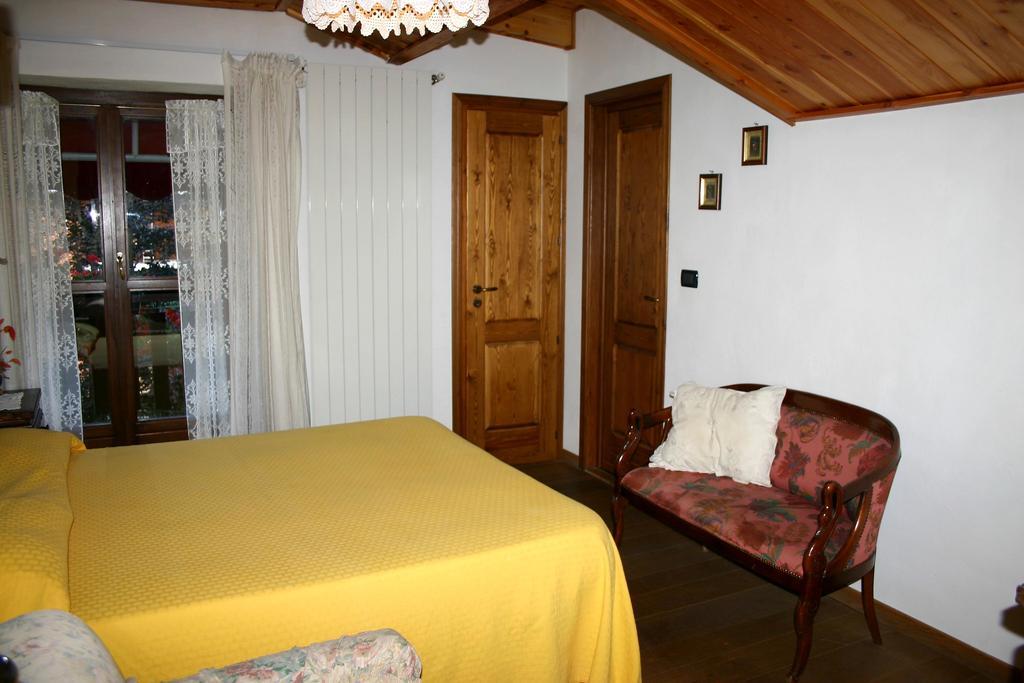 Albergo Martinet Вернанте Екстер'єр фото